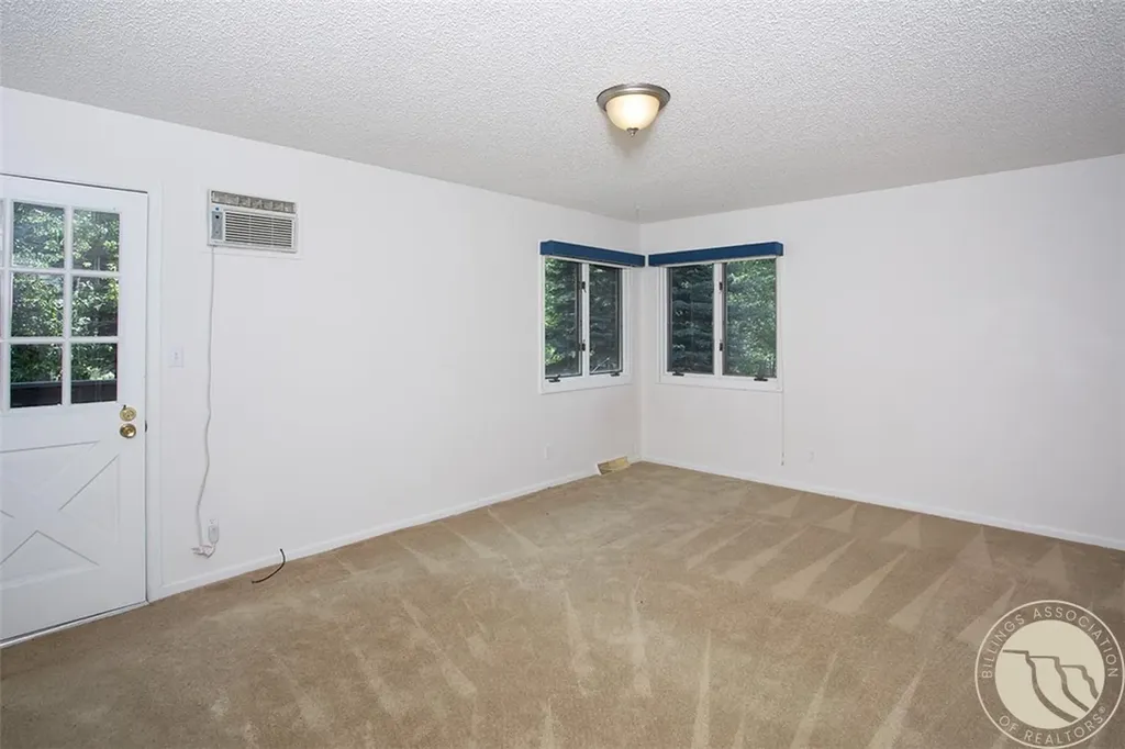 940 Park Avenue S Red Lodge MT 59068