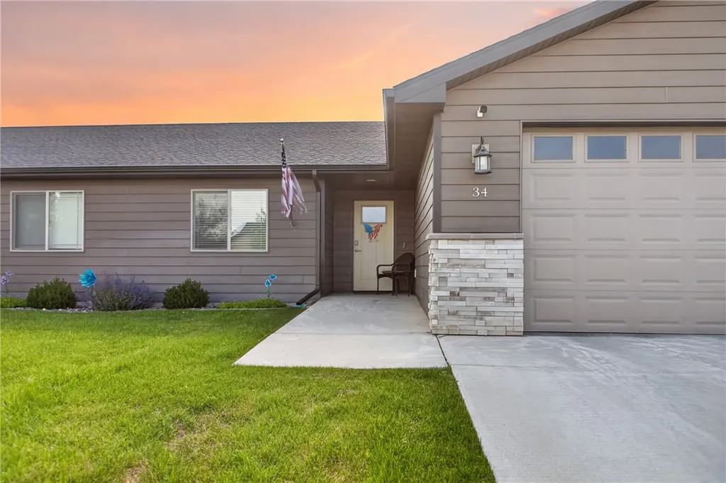 34 Twin Pines Lane Billings MT 59106