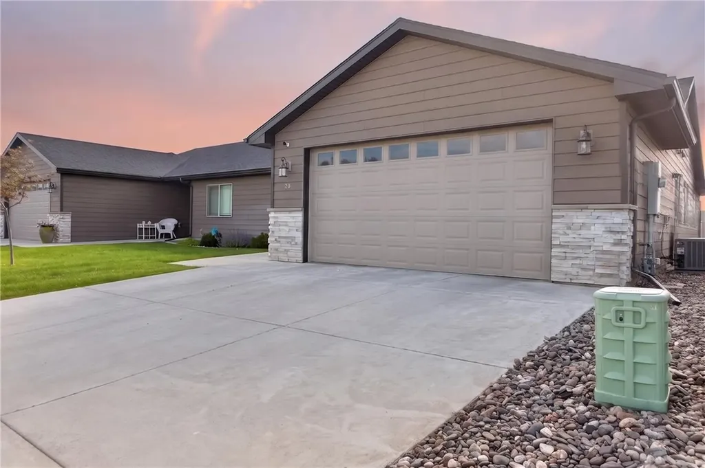 34 Twin Pines Lane Billings MT 59106