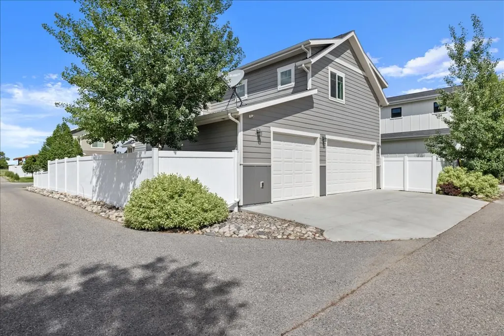 1821 Island View Drive Billings MT 59101