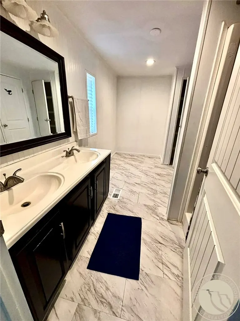 138 Railroad Lane Lewistown MT 59457