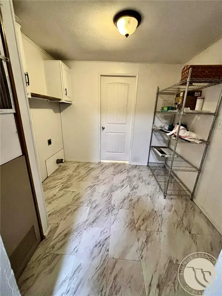 138 Railroad Lane Lewistown MT 59457