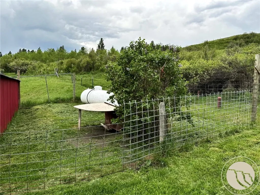 138 Railroad Lane Lewistown MT 59457