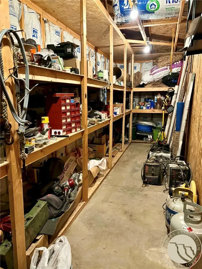 138 Railroad Lane Lewistown MT 59457