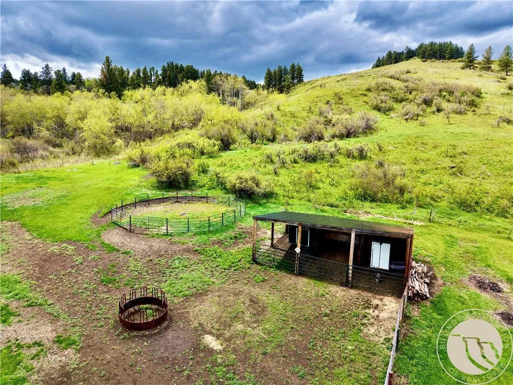138 Railroad Lane Lewistown MT 59457