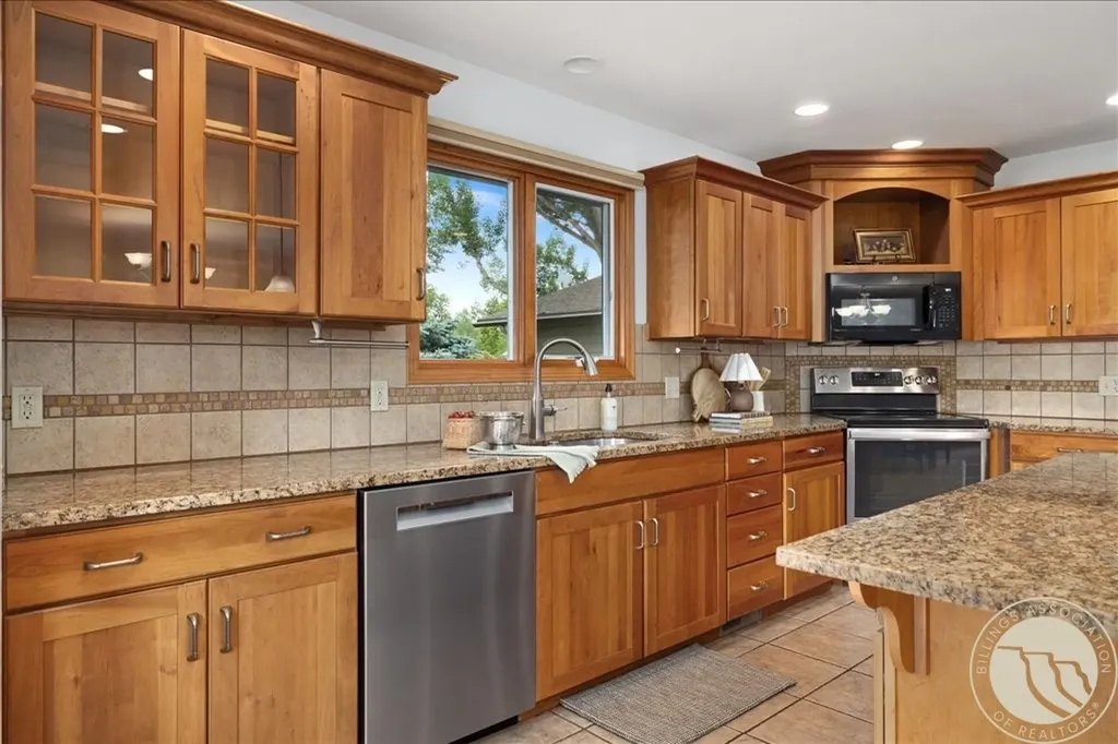 4690 Harvest Lane Billings MT 59106