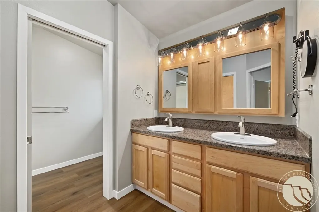 4690 Harvest Lane Billings MT 59106