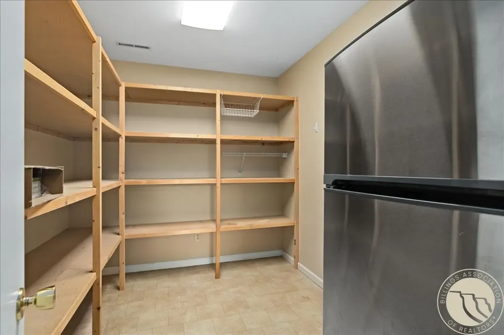 4690 Harvest Lane Billings MT 59106