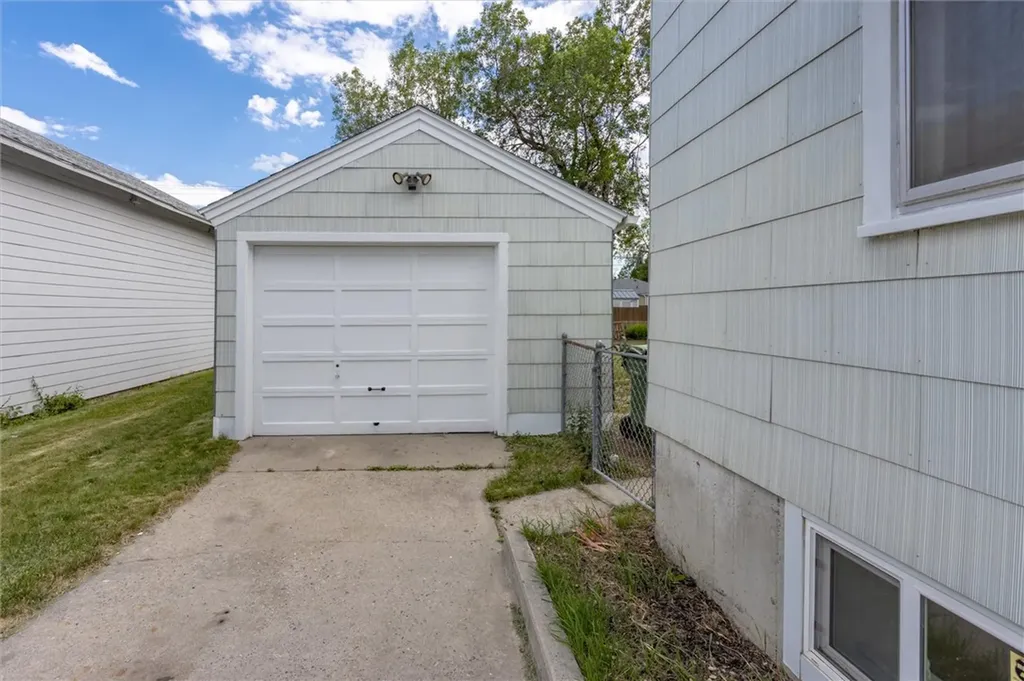 706 Cook Avenue Billings MT 59101