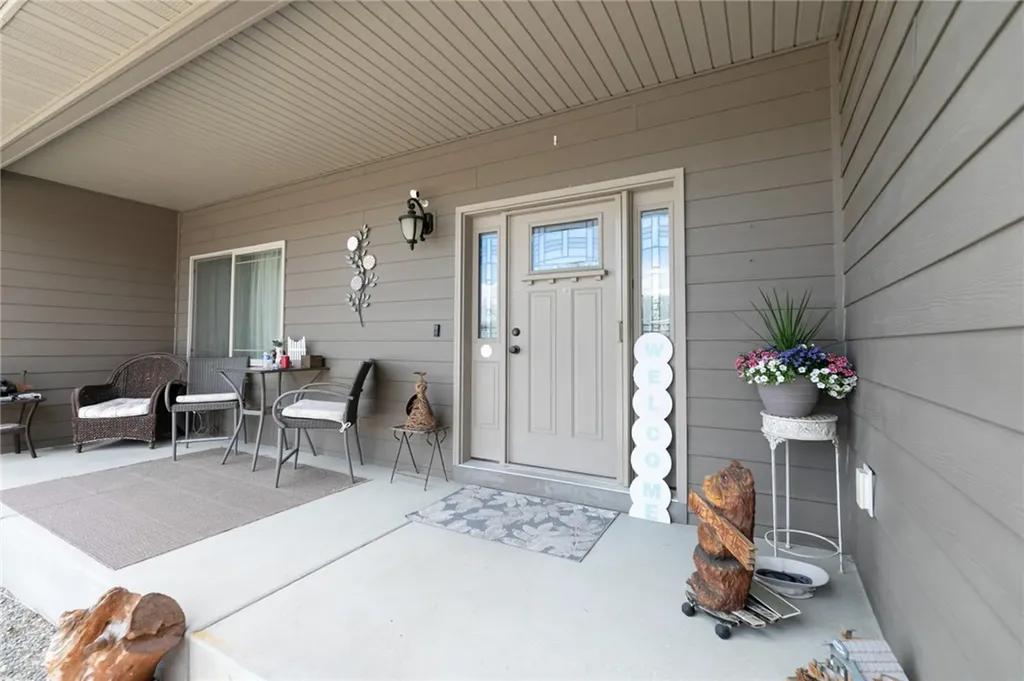 44 W Pike Avenue Columbus MT 59019