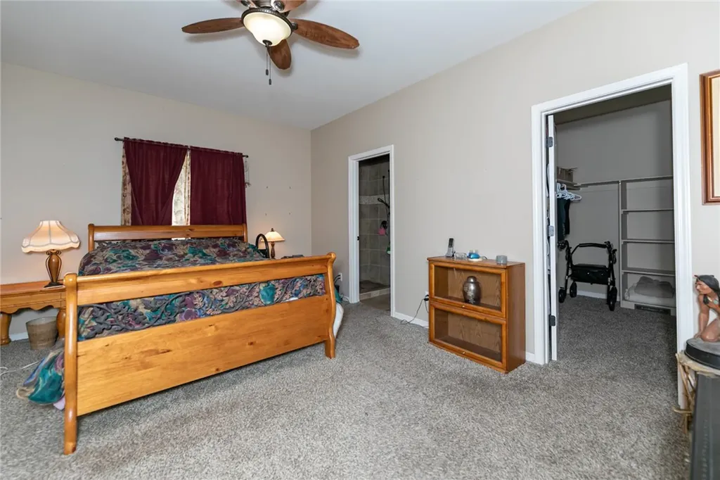 44 W Pike Avenue Columbus MT 59019