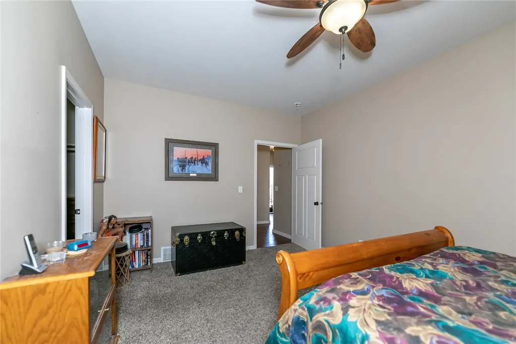 44 W Pike Avenue Columbus MT 59019