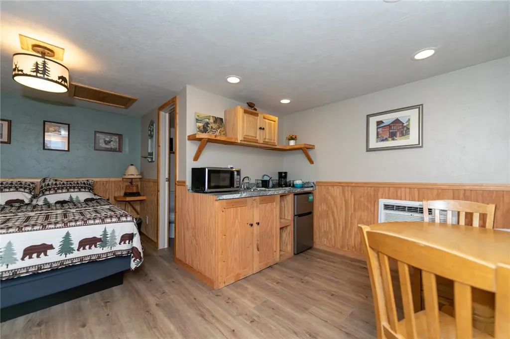 44 W Pike Avenue Columbus MT 59019
