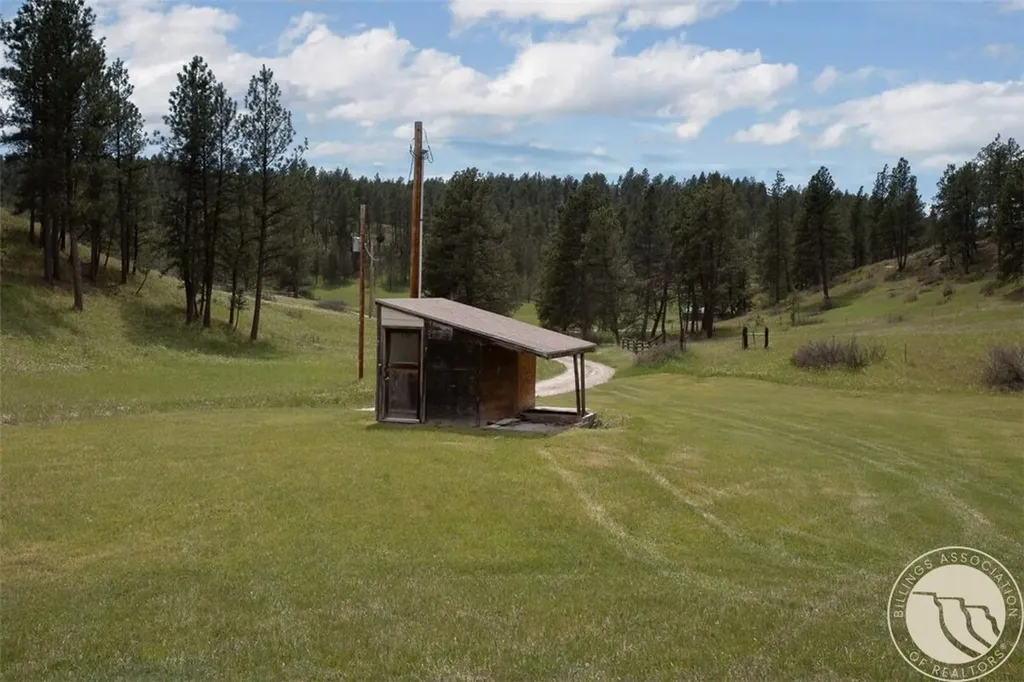 21 Big Buck Trail Roundup MT 59072