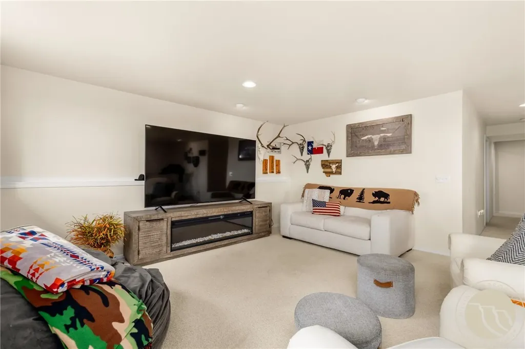 4618 Arapaho Lookout Billings MT 59106