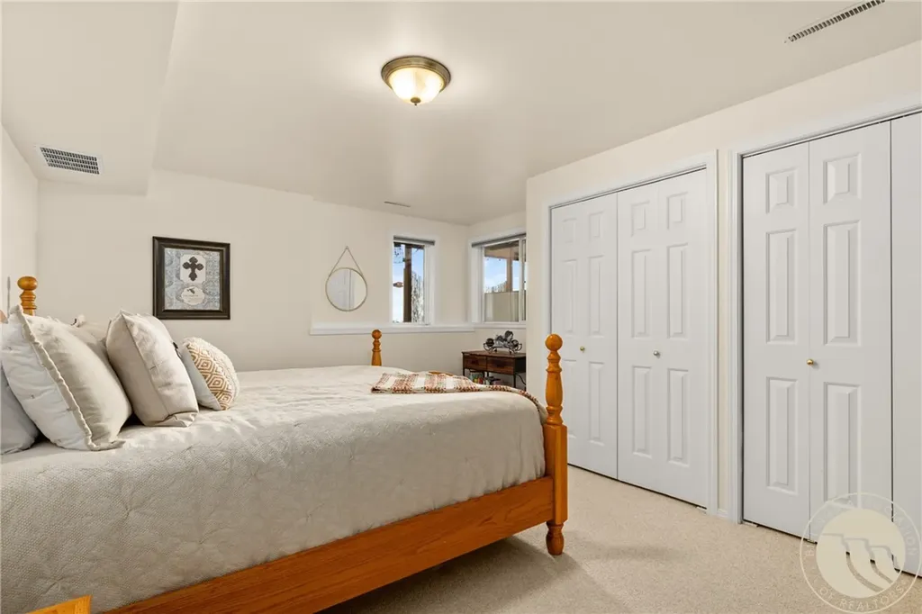 4618 Arapaho Lookout Billings MT 59106