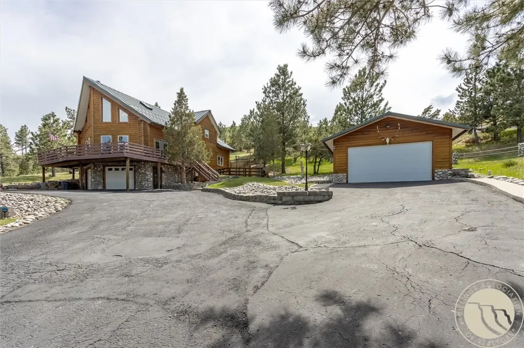 4336 Trailmaster Drive Billings MT 59101