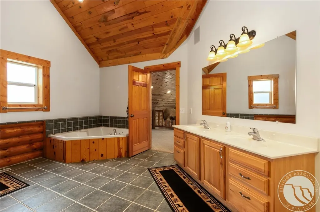 4336 Trailmaster Drive Billings MT 59101