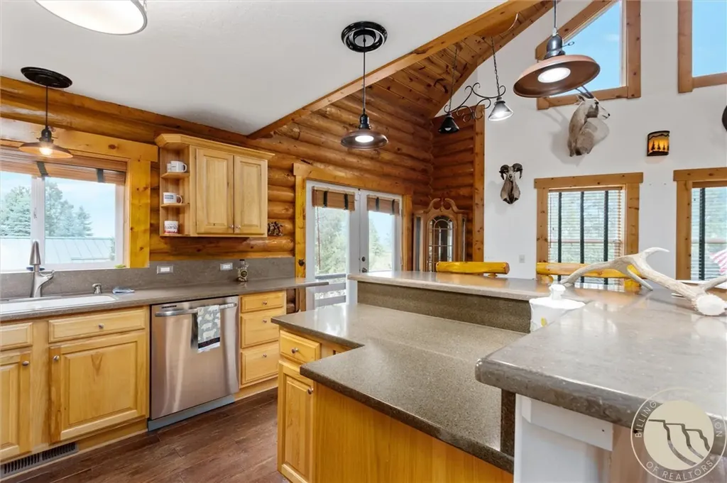 4336 Trailmaster Drive Billings MT 59101