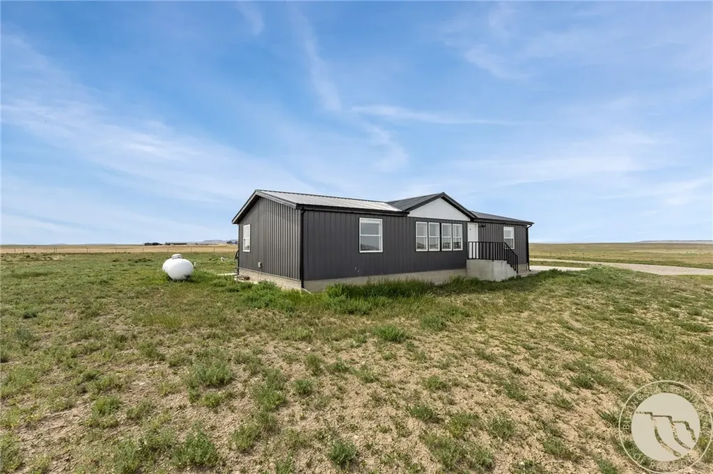 7460 Horsemans Way Shepherd MT 59079