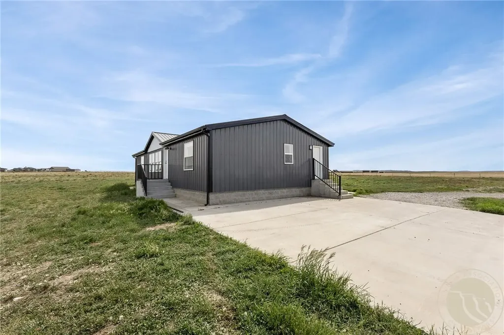 7460 Horsemans Way Shepherd MT 59079