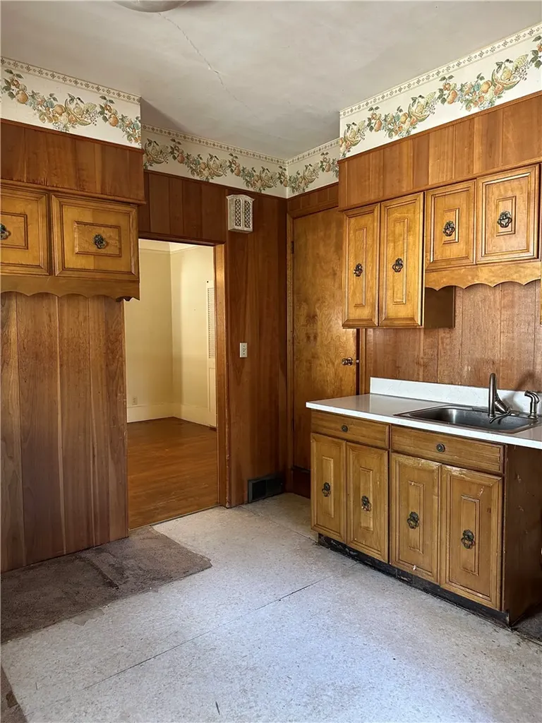 211 Lewis Avenue Billings MT 59101