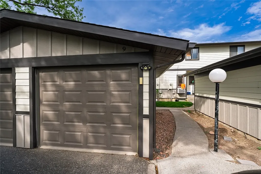 3385 S Granger Avenue S Billings MT 59102