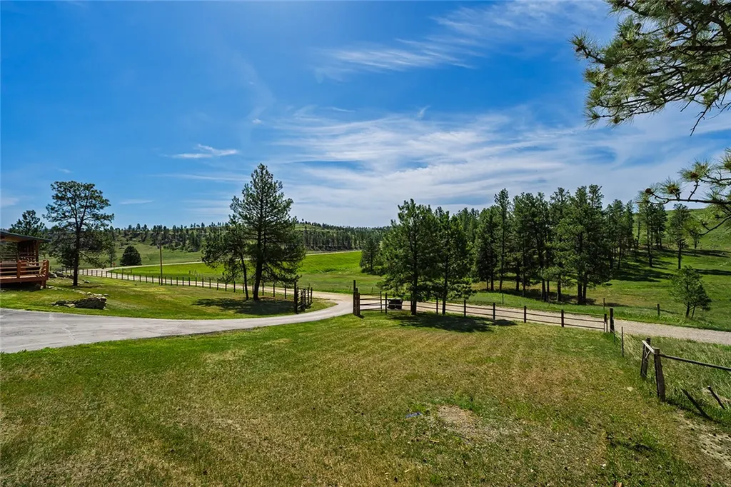 7 Aspen Drive Roundup MT 59072