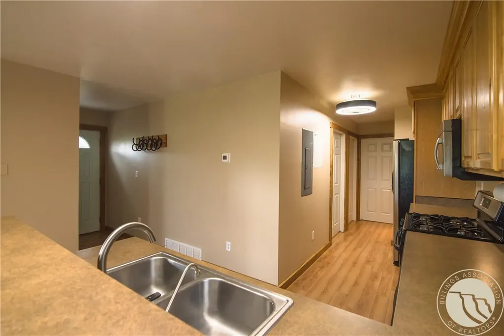 782 Clear Creek Road Roberts MT 59070