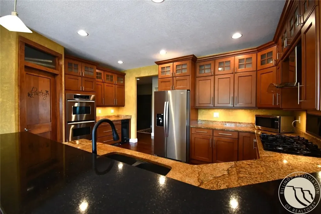 406 Country Club Road Glendive MT 59330