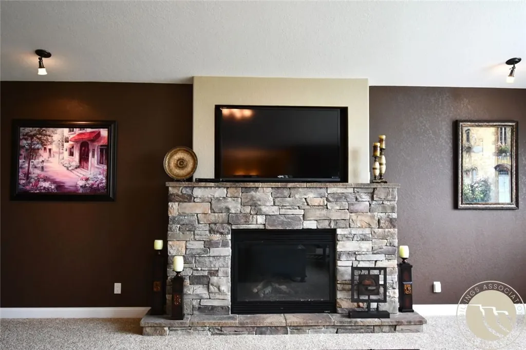 406 Country Club Road Glendive MT 59330