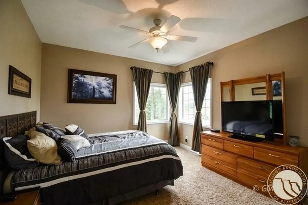 406 Country Club Road Glendive MT 59330