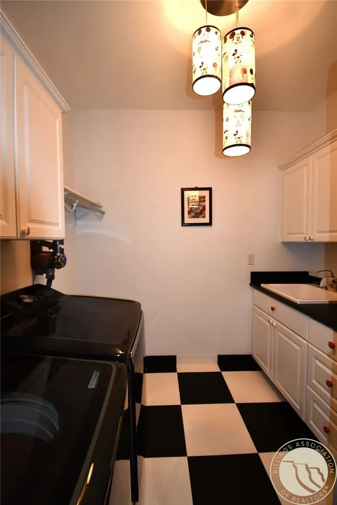 406 Country Club Road Glendive MT 59330
