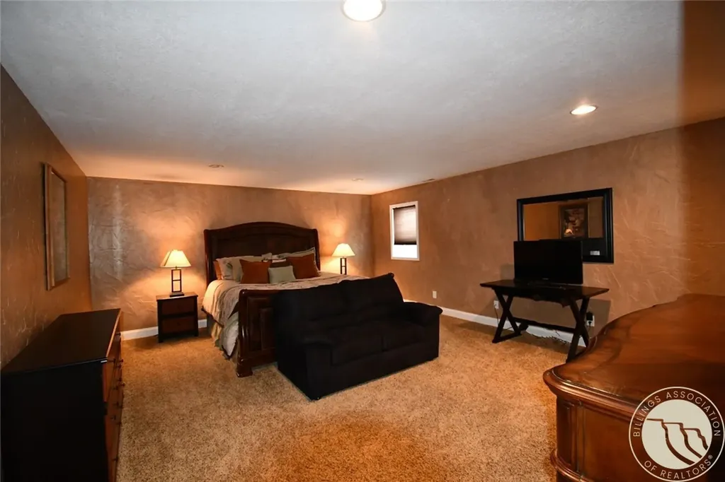 406 Country Club Road Glendive MT 59330
