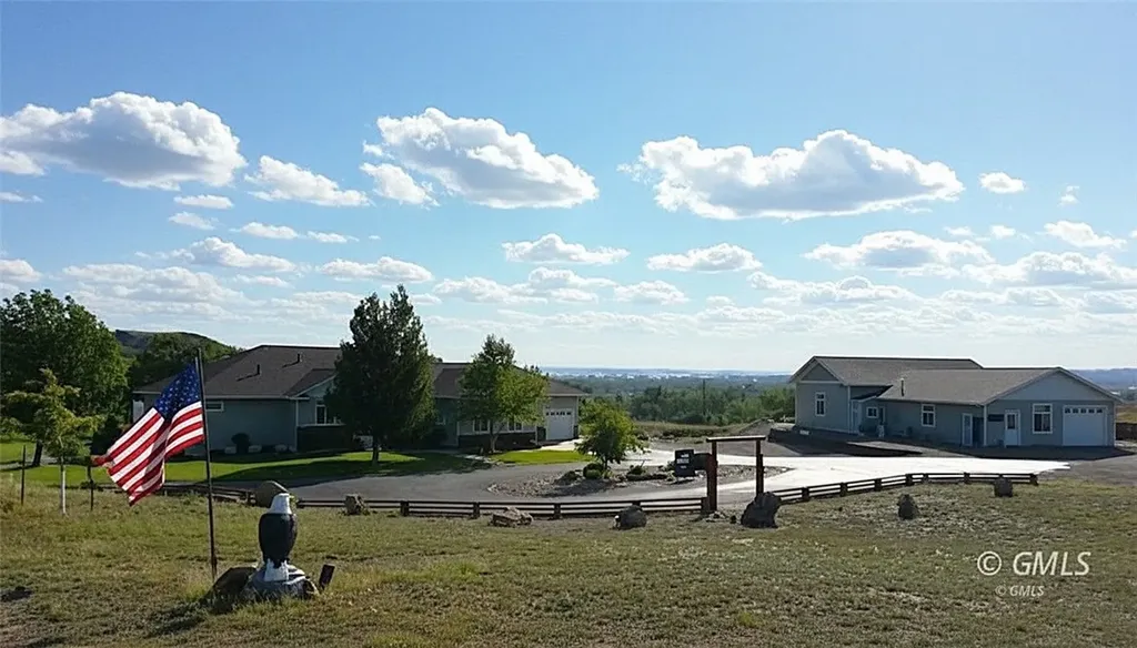 406 Country Club Road Glendive MT 59330