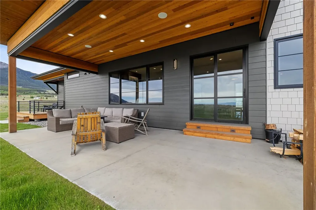 127 Meeteetse Meadows Road Red Lodge MT 59068
