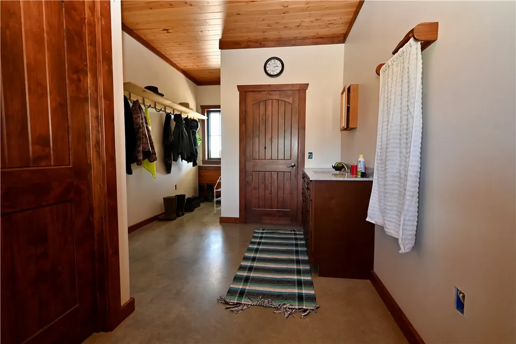 123 Maki Johnson Road Roberts MT 59070