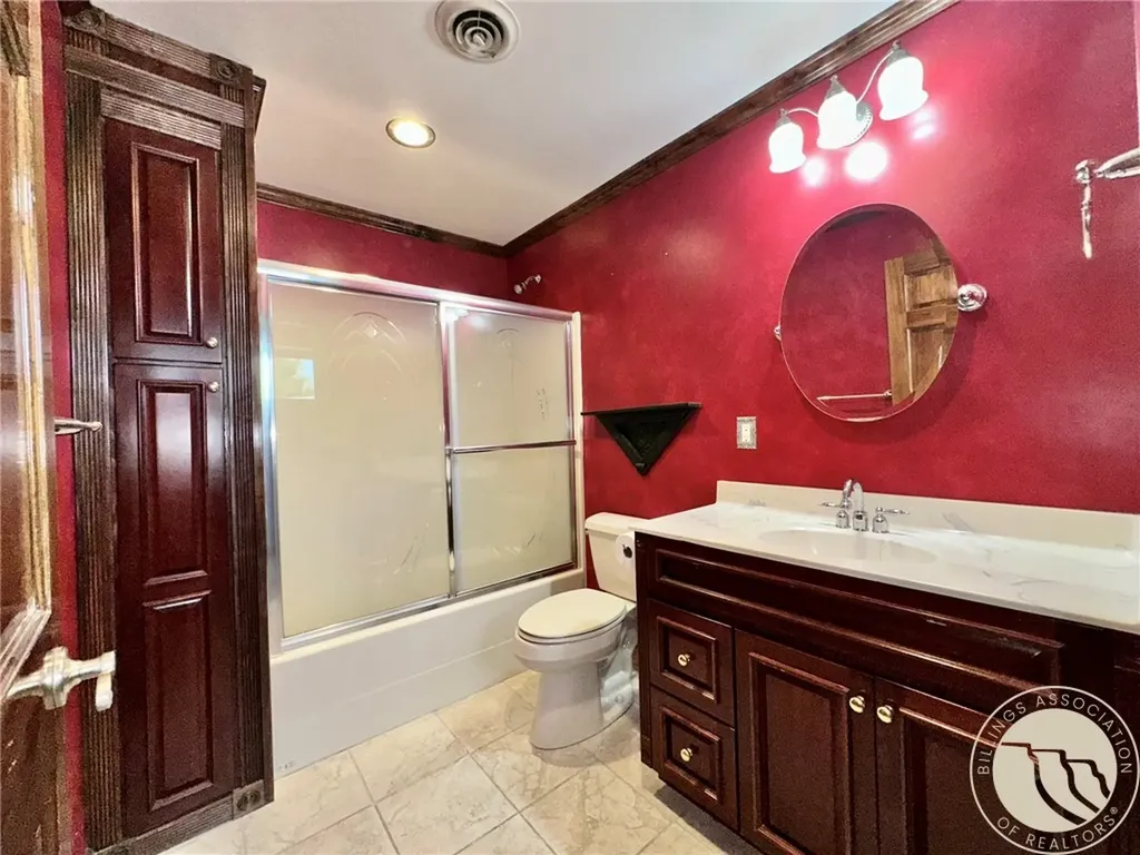 505 Fifth Avenue W Ryegate MT 59074