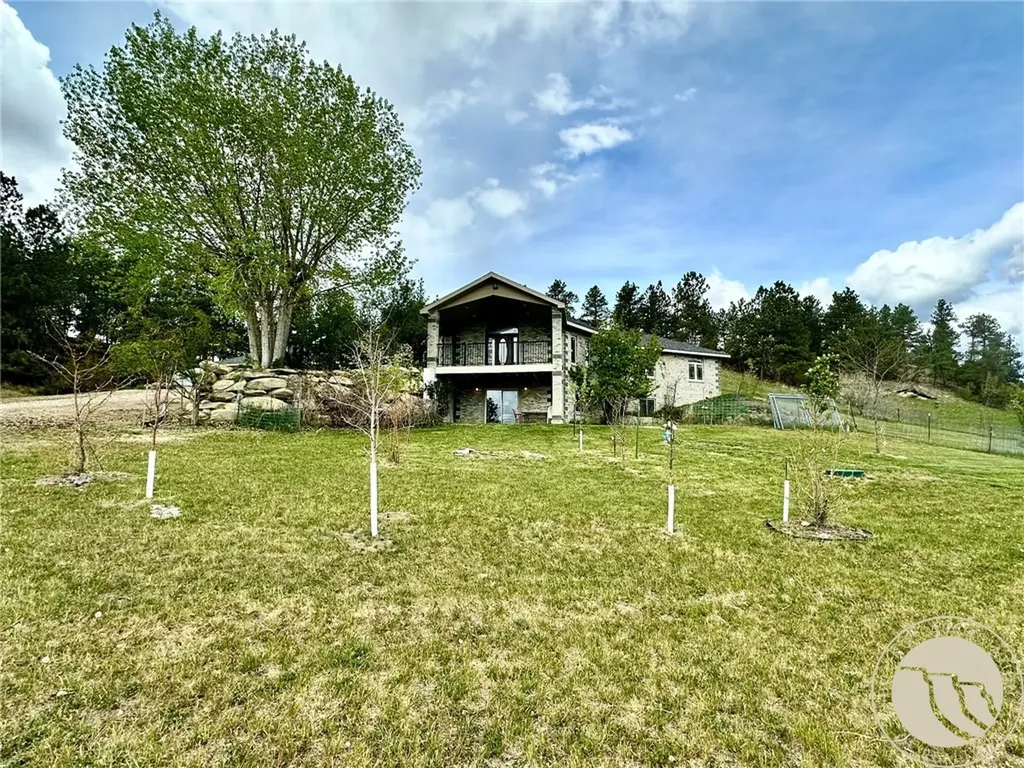 505 Fifth Avenue W Ryegate MT 59074