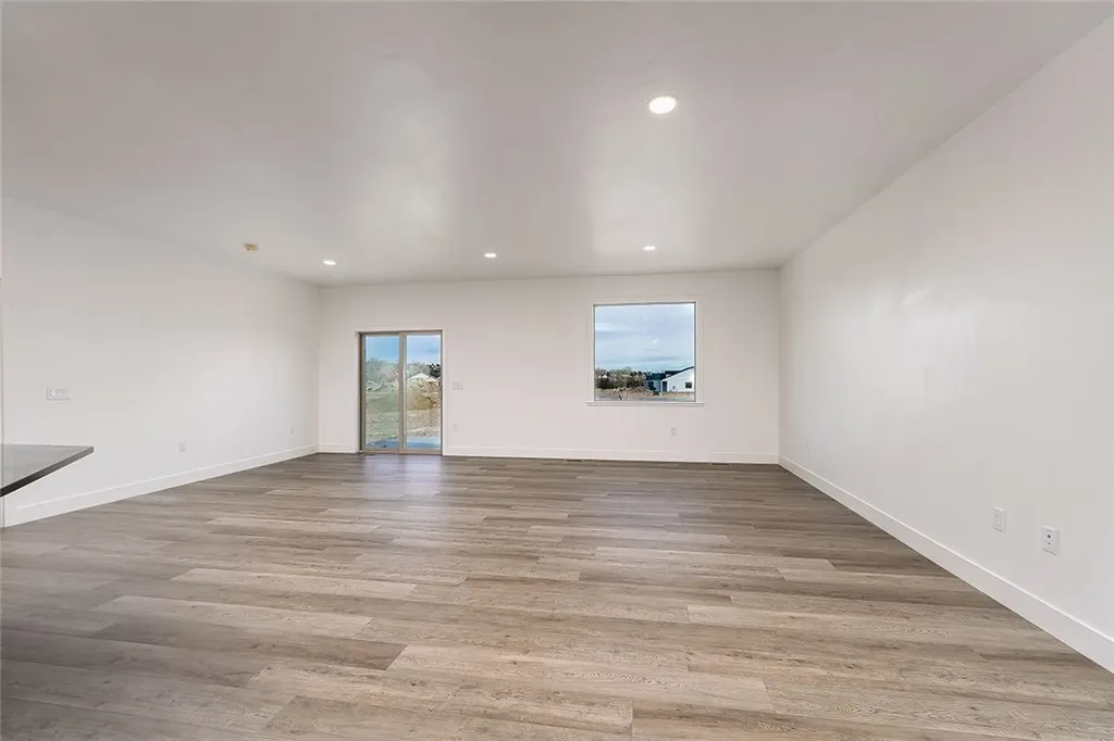 1377 W Eugene Avenue Billings MT 59105