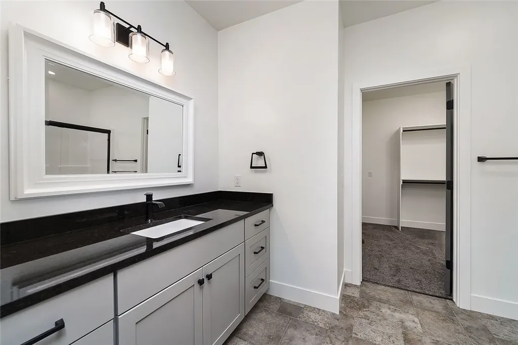 1377 W Eugene Avenue Billings MT 59105