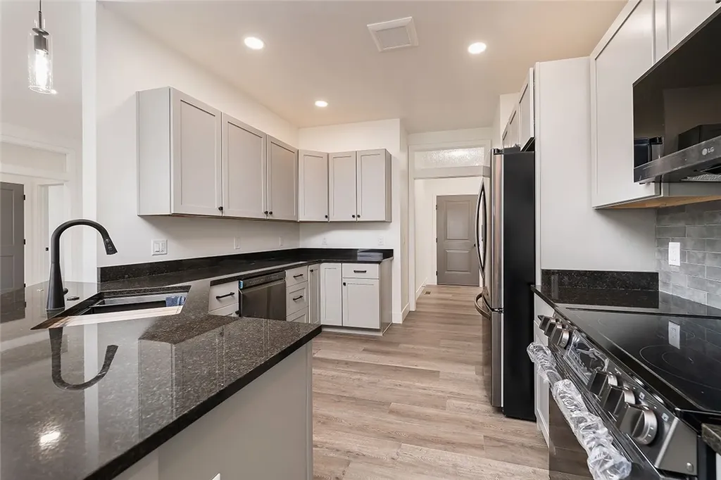 1377 W Eugene Avenue Billings MT 59105