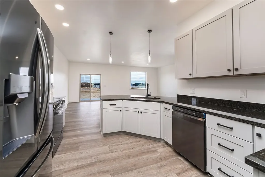 1377 W Eugene Avenue Billings MT 59105
