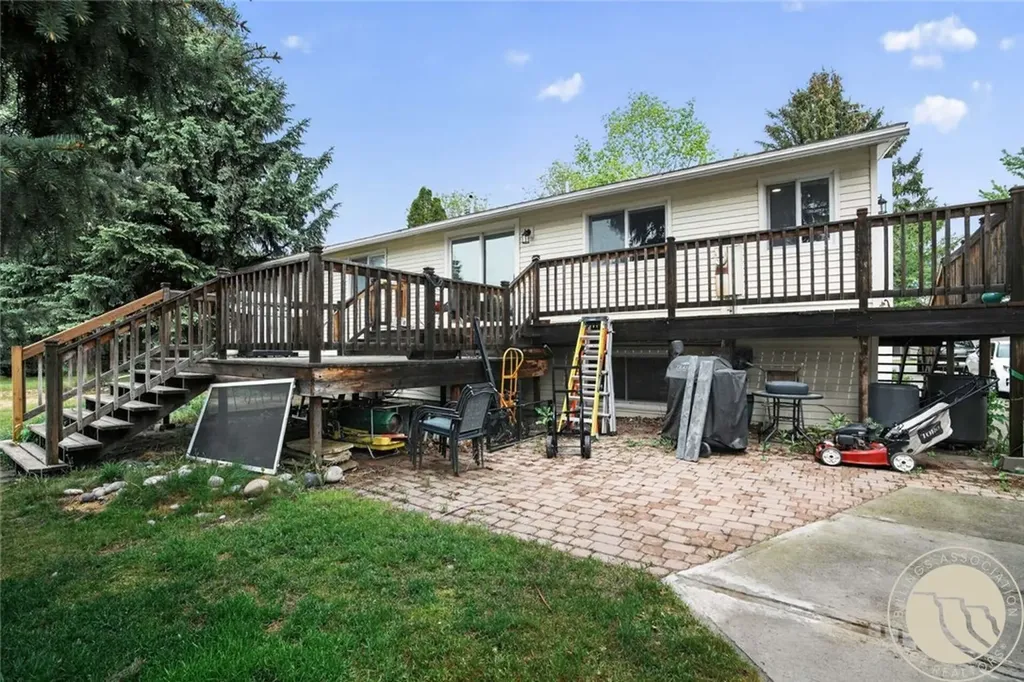 8834 Danford Avenue Billings MT 59101