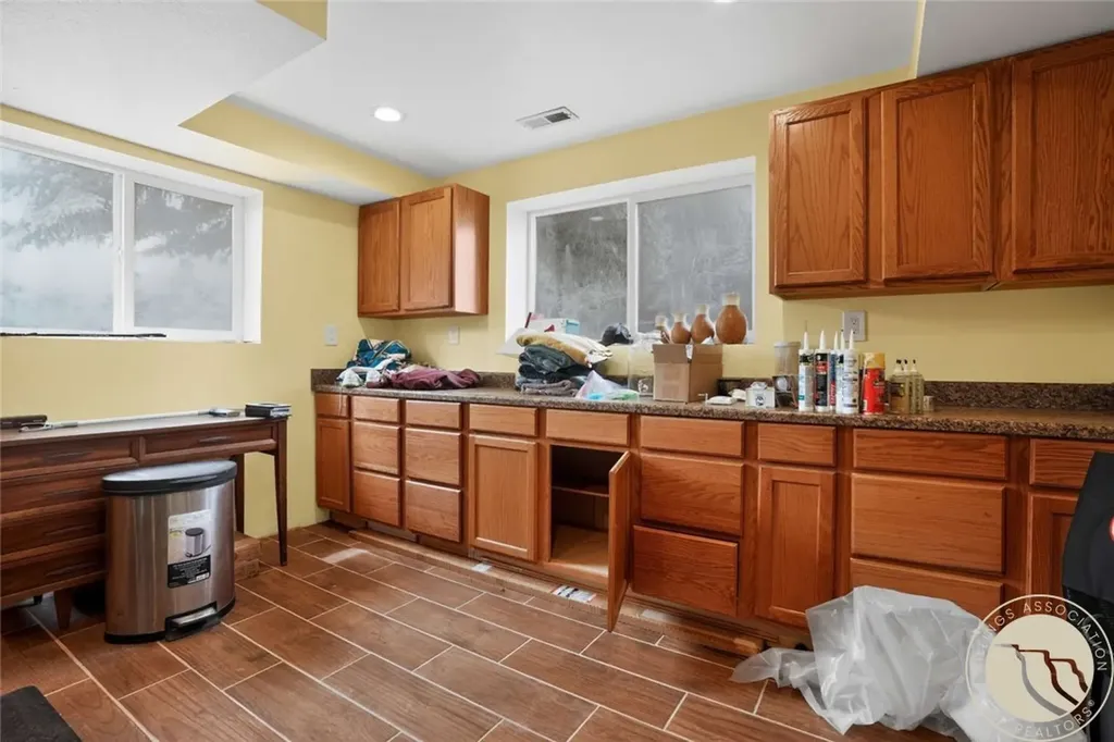 8834 Danford Avenue Billings MT 59101