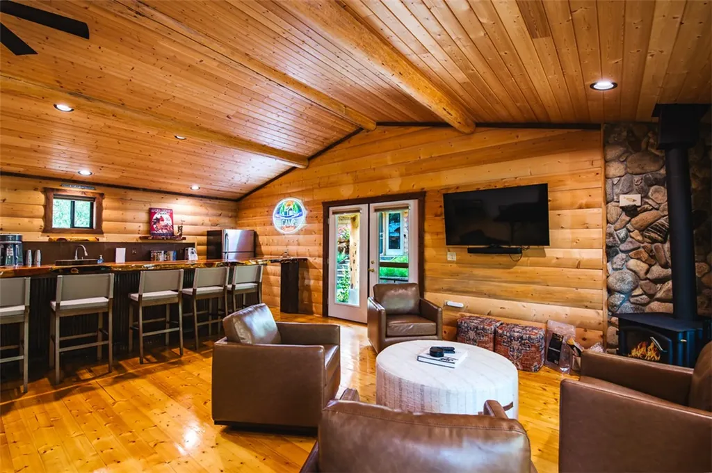 33 Highway 308 Red Lodge MT 59068