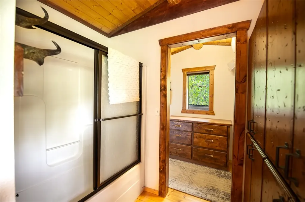 33 Highway 308 Red Lodge MT 59068