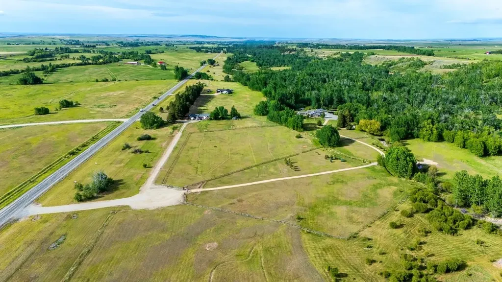 7734 Us Highway 212 Roberts MT 59070