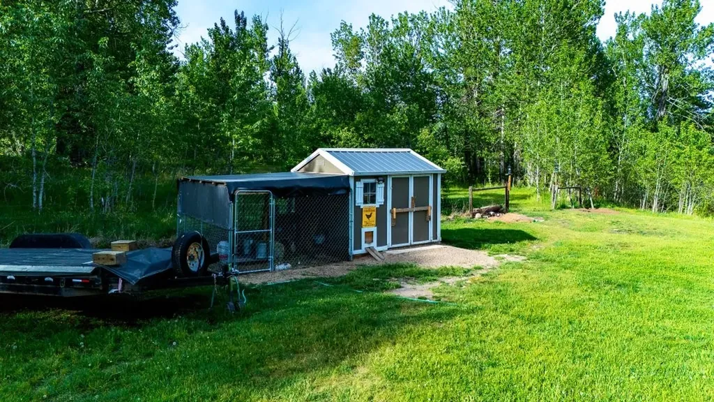 7734 Us Highway 212 Roberts MT 59070