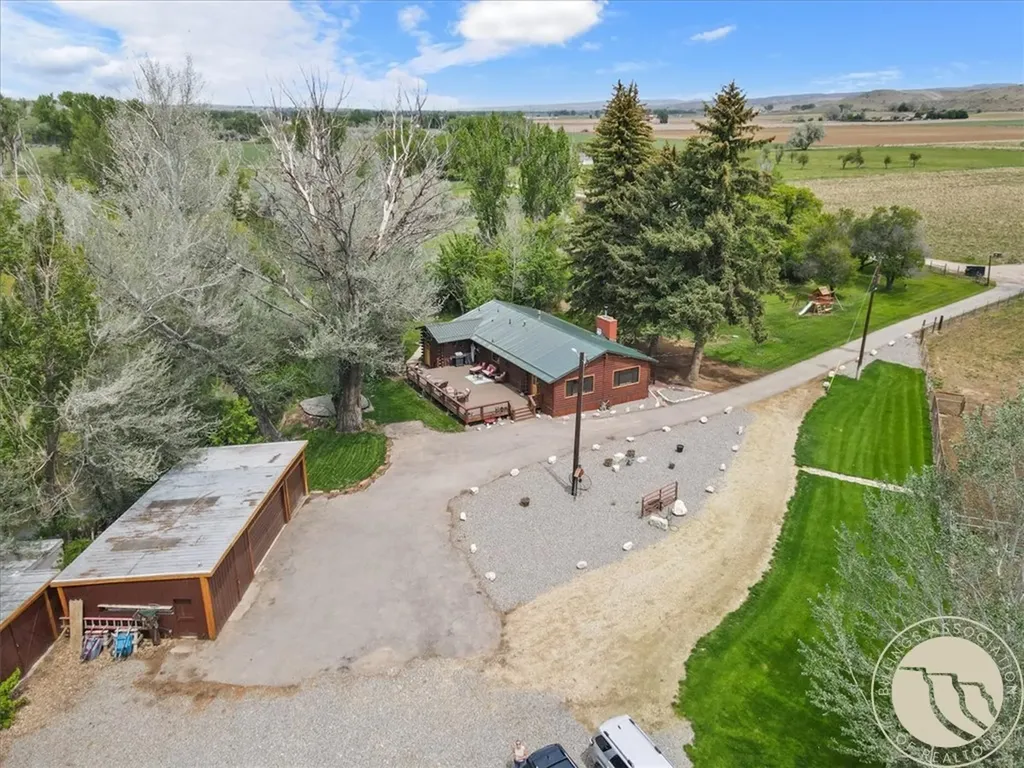 18 S Swan Lane Fromberg MT 59029